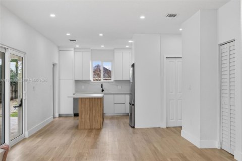 Casa en venta en Homestead, Florida, 3 dormitorios, 123.28 m2 № 2002747 - foto 6