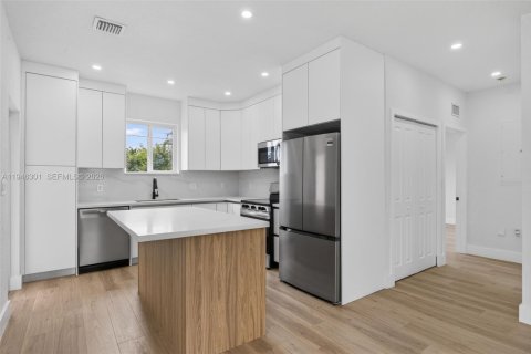 Casa en venta en Homestead, Florida, 3 dormitorios, 123.28 m2 № 2002747 - foto 7