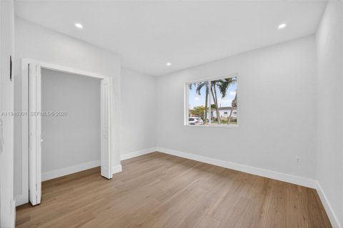 Casa en venta en Homestead, Florida, 3 dormitorios, 123.28 m2 № 2002747 - foto 15