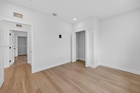 Casa en venta en Homestead, Florida, 3 dormitorios, 123.28 m2 № 2002747 - foto 14