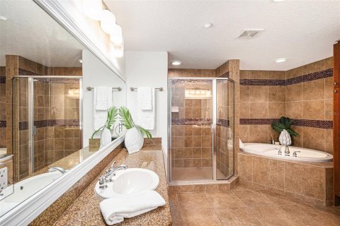 Condominio en venta en Treasure Island, Florida, 3 dormitorios, 352.75 m2 № 1733662 - foto 25