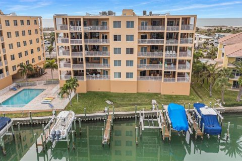 Condominio en venta en Treasure Island, Florida, 3 dormitorios, 352.75 m2 № 1733662 - foto 3