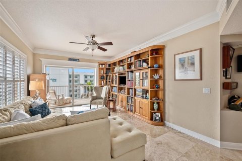 Condominio en venta en Treasure Island, Florida, 3 dormitorios, 352.75 m2 № 1733662 - foto 20