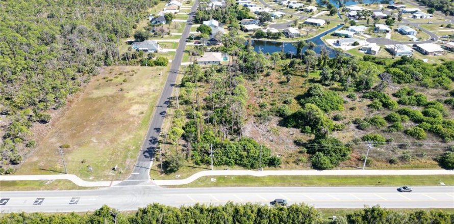 Terreno en Englewood, Florida № 2103986