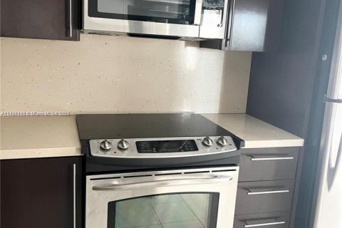 Купить кондоминиум в Майами-Бич, Флорида 1 спальня, 78.04м2, № 2037649 - фото 7