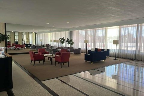 Купить кондоминиум в Майами-Бич, Флорида 1 спальня, 78.04м2, № 2037649 - фото 30