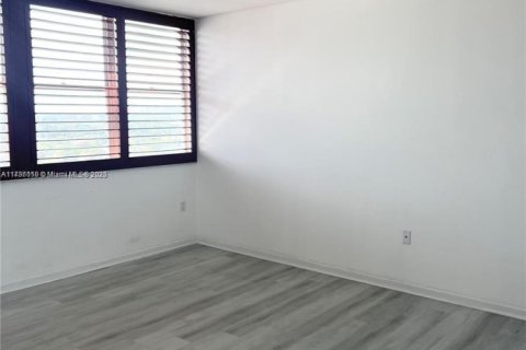 Купить кондоминиум в Майами-Бич, Флорида 1 спальня, 78.04м2, № 2037649 - фото 10