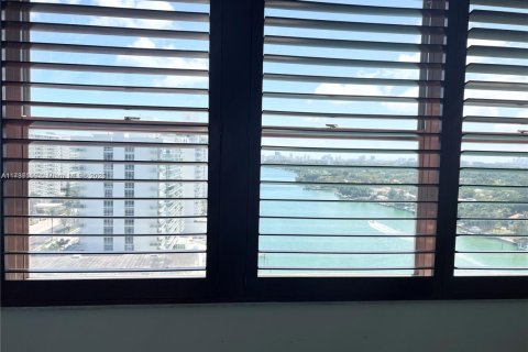 Купить кондоминиум в Майами-Бич, Флорида 1 спальня, 78.04м2, № 2037649 - фото 11