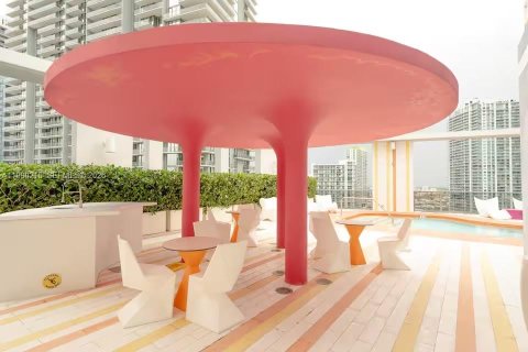 Appartement à louer à Miami, Floride: 3 chambres, 103.68 m2 № 2056786 - photo 29