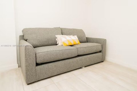 Appartement à louer à Miami, Floride: 3 chambres, 103.68 m2 № 2056786 - photo 28