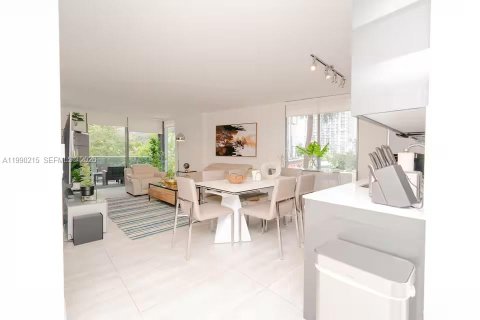 Appartement à louer à Miami, Floride: 3 chambres, 103.68 m2 № 2056786 - photo 8