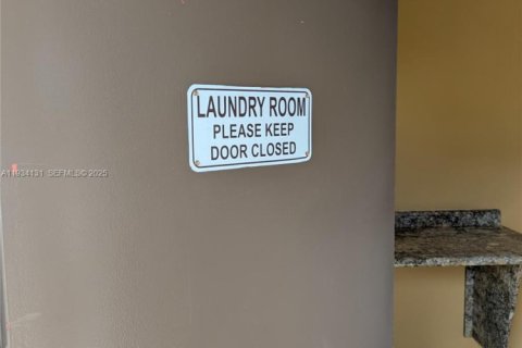 Copropriété à vendre à Deerfield Beach, Floride: 2 chambres, 91.32 m2 № 1992416 - photo 8