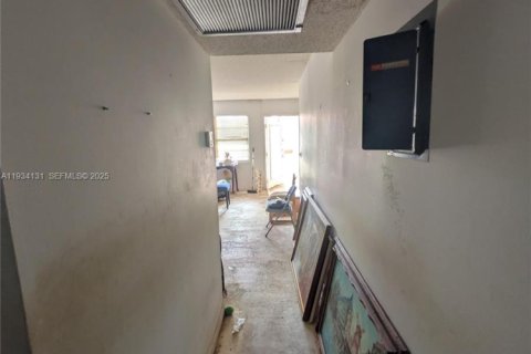 Copropriété à vendre à Deerfield Beach, Floride: 2 chambres, 91.32 m2 № 1992416 - photo 15