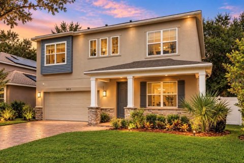 House in Orlando, Florida 4 bedrooms, 204.76 sq.m. № 2306219
