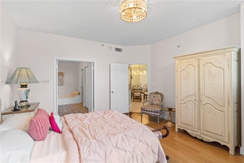Купить кондоминиум в Авентура, Флорида 2 спальни, 126.81м2, № 1940227 - фото 14