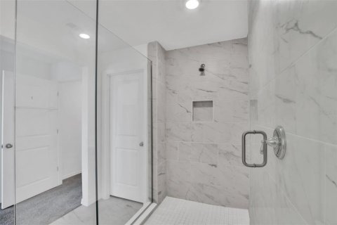 Adosado en venta en Davenport, Florida, 3 dormitorios, 201.97 m2 № 1686576 - foto 18