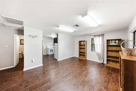 Villa ou maison à vendre à Zephyrhills, Floride: 4 chambres, 149.76 m2 № 2291025 - photo 14
