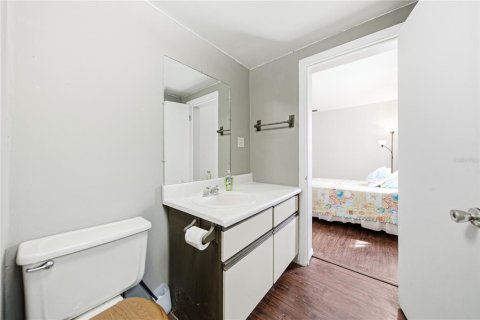 Villa ou maison à vendre à Zephyrhills, Floride: 4 chambres, 149.76 m2 № 2291025 - photo 28