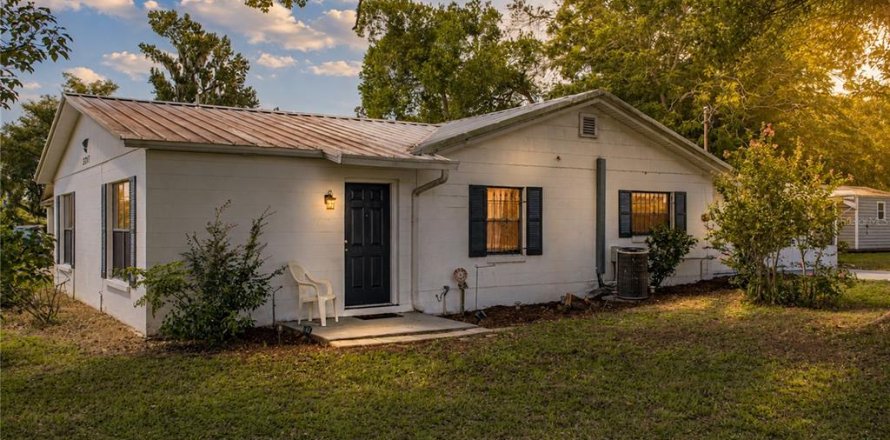 Villa ou maison à Zephyrhills, Floride 4 chambres, 149.76 m2 № 2291025