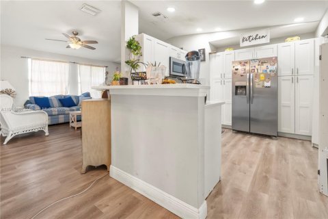 Casa en venta en Naples, Florida, 5 dormitorios № 1970641 - foto 7