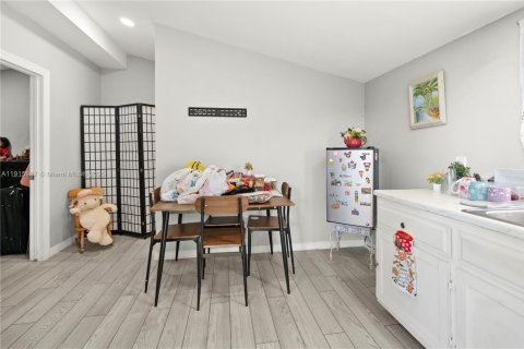 Casa en venta en Naples, Florida, 5 dormitorios № 1970641 - foto 15