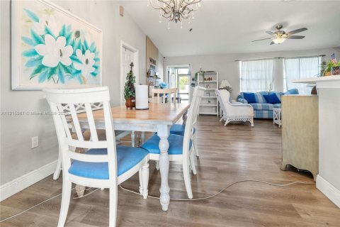 Casa en venta en Naples, Florida, 5 dormitorios № 1970641 - foto 5