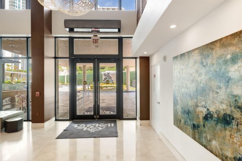 Condo in Miami, Florida, 2 bedrooms  № 2081630 - photo 29