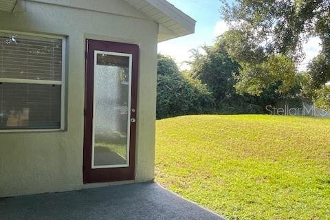 House in Deltona, Florida 3 bedrooms, 112.88 sq.m. № 1904151 - photo 17