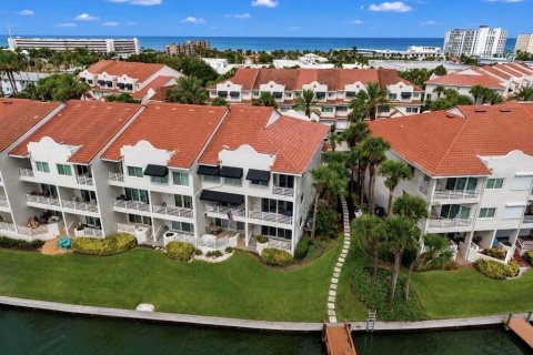 Adosado en venta en Saint Pete Beach, Florida, 4 dormitorios, 211.35 m2 № 2223423 - foto 22
