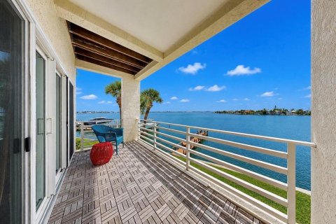 Adosado en venta en Saint Pete Beach, Florida, 4 dormitorios, 211.35 m2 № 2223423 - foto 5