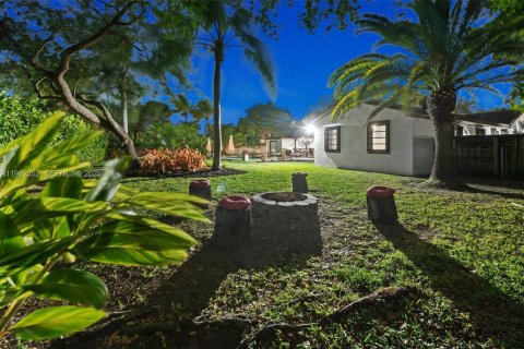 Купить виллу или дом в Пальметто-Бей, Флорида 4 спальни, 252.23м2, № 2025029 - фото 25