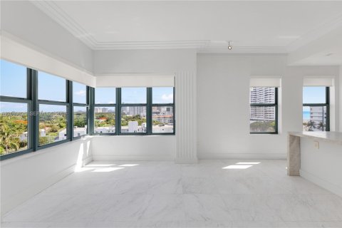 Copropriété à louer à Miami Beach, Floride: 1 chambre, 78.97 m2 № 2288201 - photo 3
