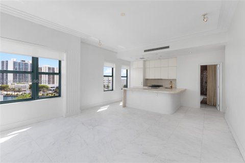 Copropriété à louer à Miami Beach, Floride: 1 chambre, 78.97 m2 № 2288201 - photo 4