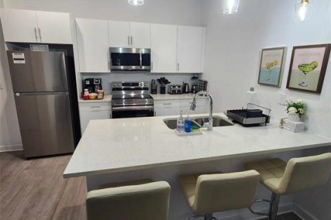 Adosado en alquiler en Davenport, Florida, 5 dormitorios, 190.26 m2 № 1843355 - foto 5