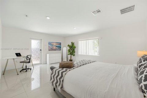 Снять в аренду виллу или дом в Майами, Флорида 4 спальни, 164.44м2, № 2052009 - фото 23