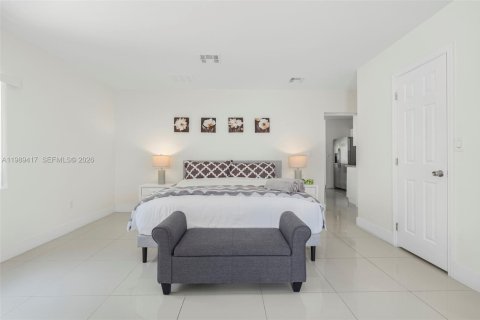 Снять в аренду виллу или дом в Майами, Флорида 4 спальни, 164.44м2, № 2052009 - фото 24