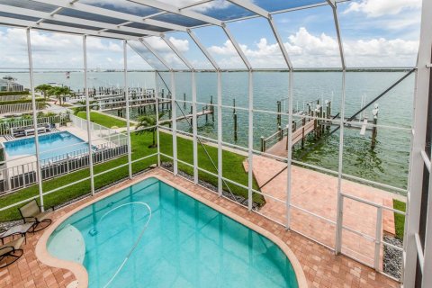 Casa en alquiler en Clearwater, Florida, 4 dormitorios, 260.31 m2 № 1846676 - foto 3
