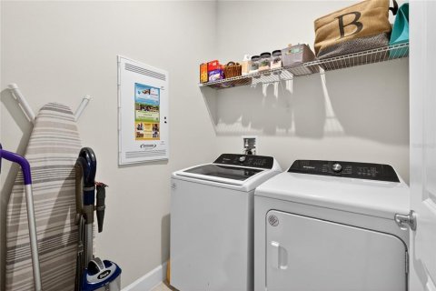Casa en venta en Daytona Beach, Florida, 4 dormitorios, 220.83 m2 № 2167543 - foto 24