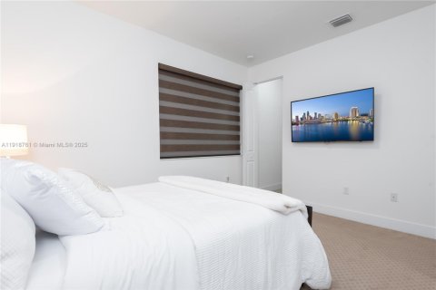 Снять в аренду виллу или дом в Хайалиа, Флорида 3 спальни, 212.84м2, № 1972106 - фото 29