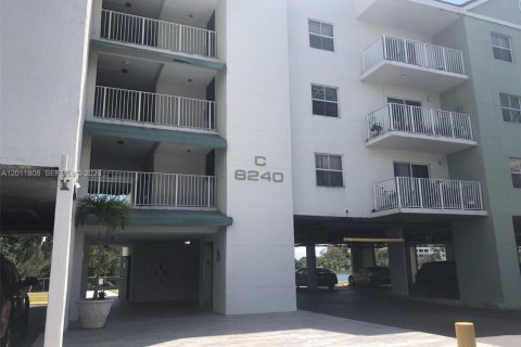 Condominio en alquiler en Cutler Bay, Florida, 2 dormitorios, 91.04 m2 № 2074870 - foto 21
