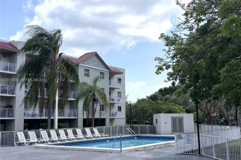 Condominio en alquiler en Cutler Bay, Florida, 2 dormitorios, 91.04 m2 № 2074870 - foto 24