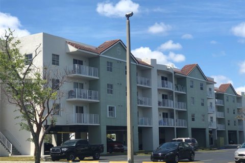 Condominio en alquiler en Cutler Bay, Florida, 2 dormitorios, 91.04 m2 № 2074870 - foto 20