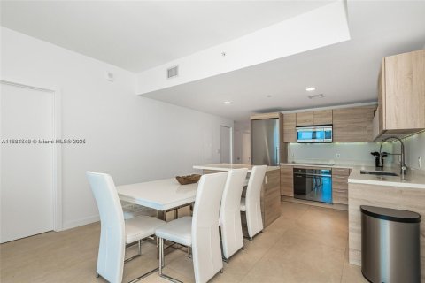 Copropriété à vendre à North Miami Beach, Floride: 2 chambres, 104.89 m2 № 1977770 - photo 23