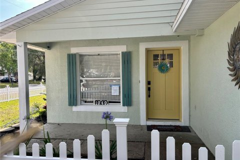House in Mount Dora, Florida 3 bedrooms, 101.45 sq.m. № 1681658 - photo 2