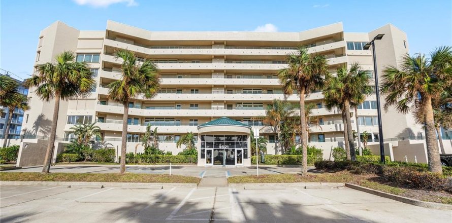 Condo in Ponce Inlet, Florida, 5 bedrooms № 1520284