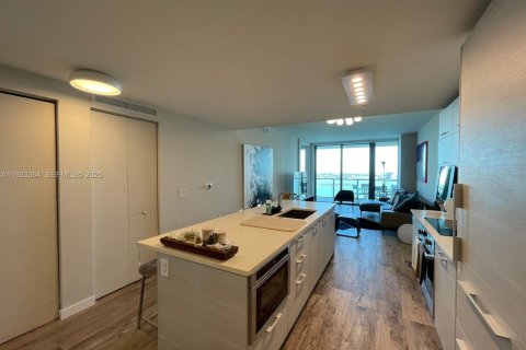 Купить кондоминиум в Майами, Флорида 2 спальни, 106.93м2, № 2188587 - фото 5