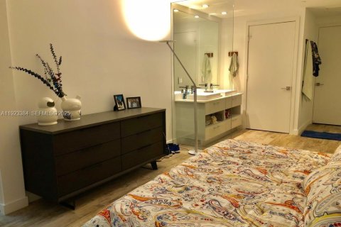 Купить кондоминиум в Майами, Флорида 2 спальни, 106.93м2, № 2188587 - фото 19