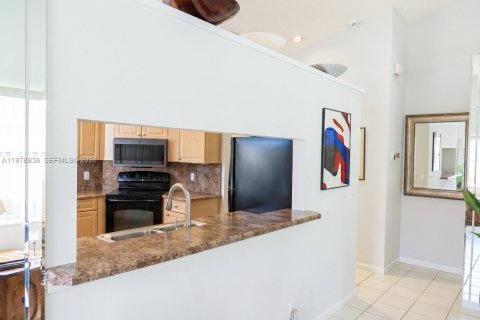 House in Delray Beach, Florida 2 bedrooms, 115.48 sq.m. № 2079720 - photo 4