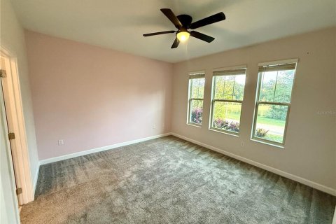 House in Winter Springs, Florida 4 bedrooms, 232.44 sq.m. № 2152353 - photo 5