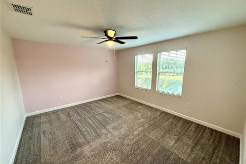 House in Winter Springs, Florida 4 bedrooms, 232.44 sq.m. № 2152353 - photo 10